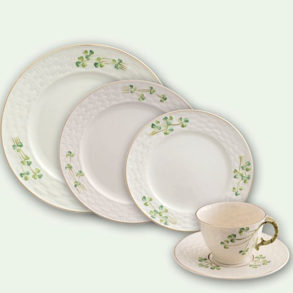 Belleek Classic 1880 Shamrock Gold 5 Piece Dining Set For Sale